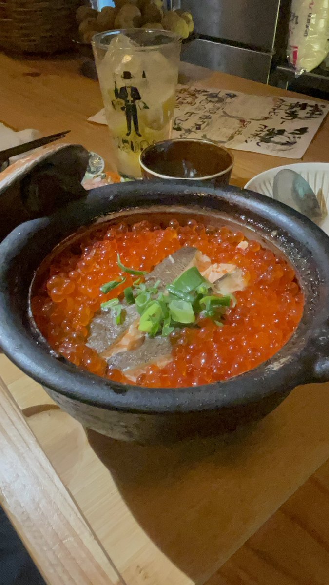 ps_kasumi's tweet photo. こんばんは🌛
メリークリスマス🎄✨

美味しいもの食べてきた(*´༥`*)♡
名古屋向かうよ〜🚅💨

12/26(金)明日は、 #ダイマル桜山店様 で実践させていただきます！

1日遅れのサンタになるので会いに来て🎅🏻
9:00ー15:00予定です❣️

PR  #華三昧 #パチンコ #パチスロ https://t.co/Ucl4BC3pni