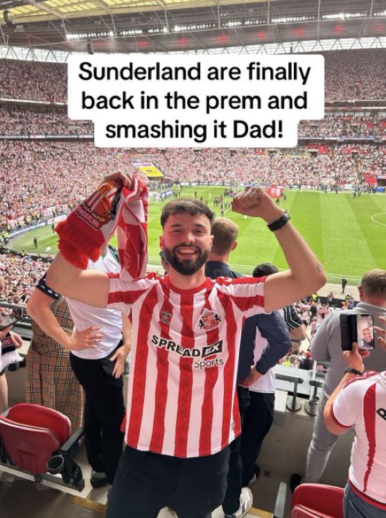 Footballogue's tweet image. Elle est magique cette réponse de Granit Xhaka à un fan de Sunderland sur TikTok 🥺❤️

• « Sunderland est finalement de retour en Premier League et ils cartonnent Papa ! »

• « Papa ? »

• « Tu me manques tellement »

👉 Commentaire de Xhaka à son post : «𝗡𝗼𝘂𝘀 𝗮𝗹𝗹𝗼𝗻𝘀…