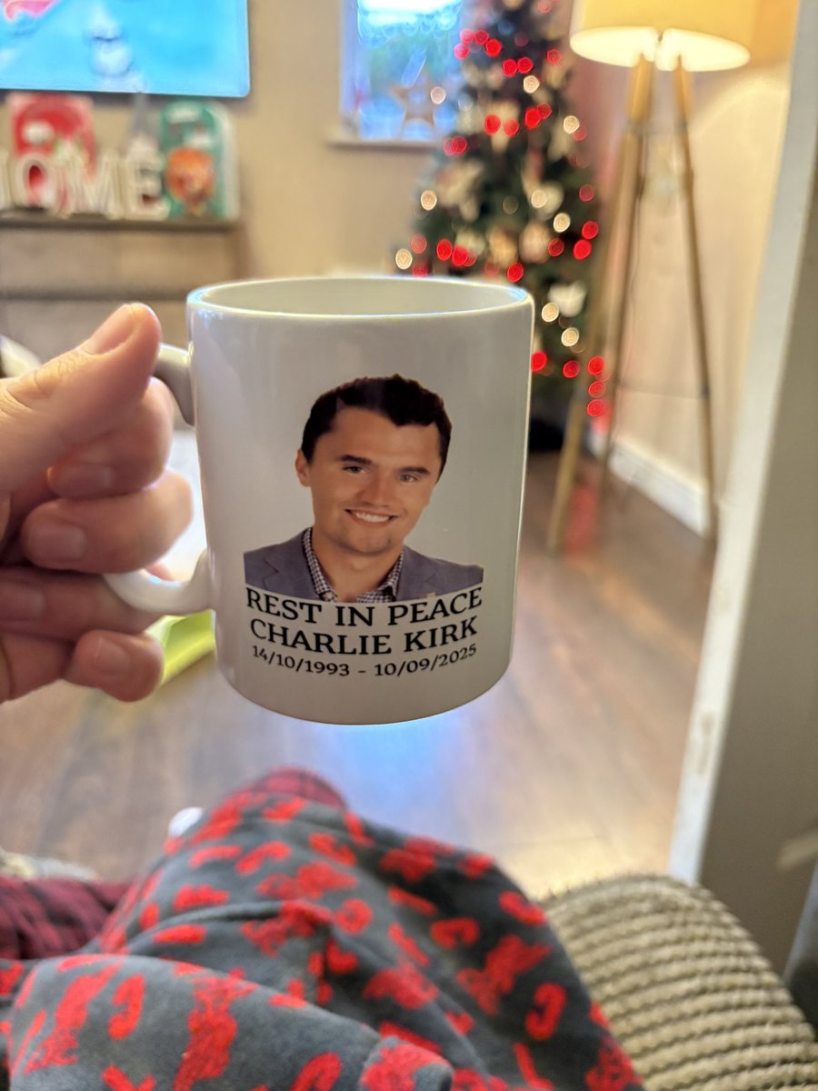 <a href="/greggislocallfc/">Who Is Gręgg🇿🇼?</a>