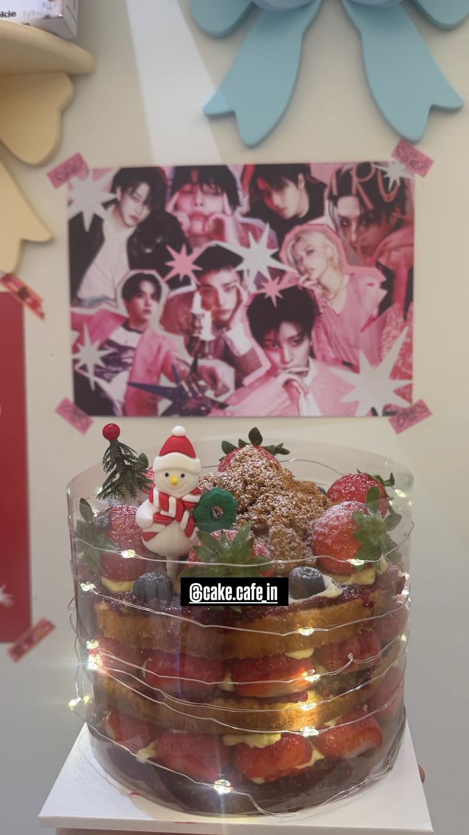 cafe_iN_daegu's tweet photo. 네번째 크리스마스 무사히 종료 🥺✊🏻🎄♥️ https://t.co/SysOh7Zvox