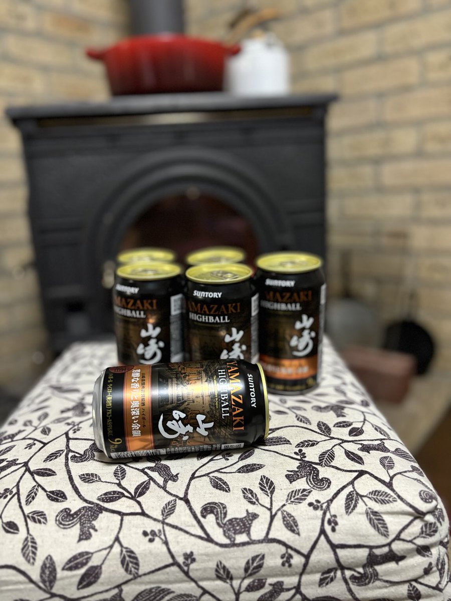 山崎ファン必見！
超限定品との事でした
これから頂きます
缶の再利用を呑みながら…