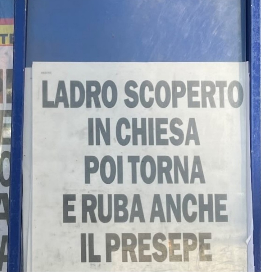 Dio's tweet image. Che anche le statuette ormai costano troppo.
#BuoneFeste