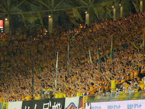 ベガルタ仙台に関わる全て皆様、
3年間本当にありがとうございました。
自分にとって地元仙台のために戦うことが
夢のような時間でやりがいでした。
そしていつまでも誇りです。

活躍が地元仙台にも届くように、頑張ってきます！

本当にありがとうございました。