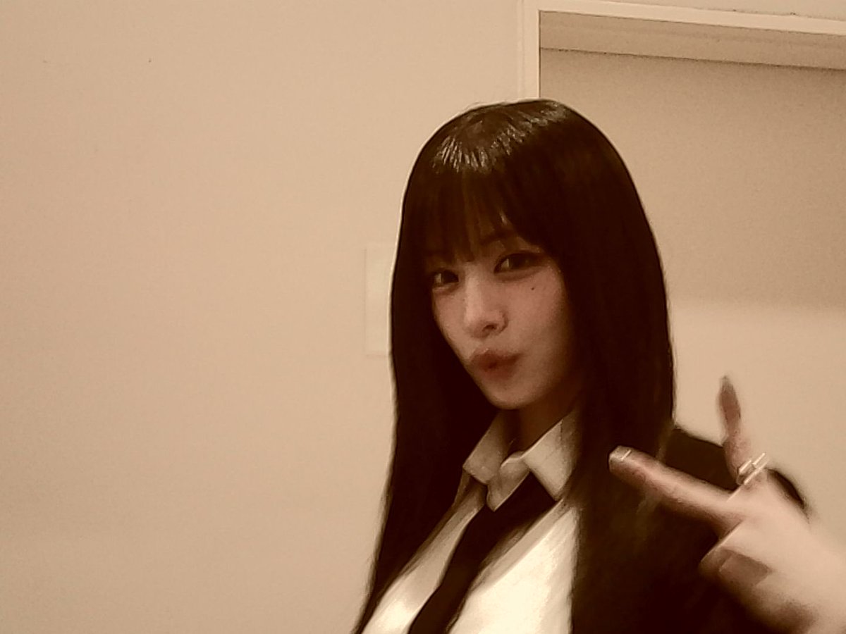 크리스마스에 이채영 산타님 왔다감 ㅁㅊ