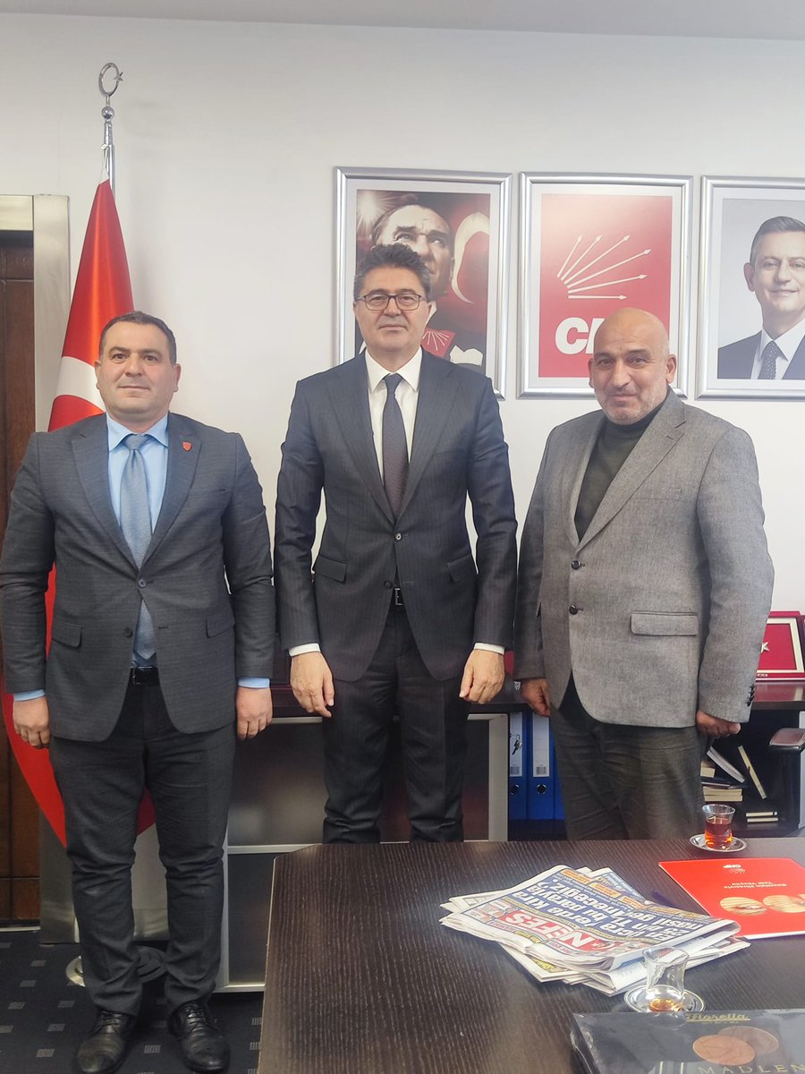 Bugün <a href="/TmsyGaziler/">T.M.S.Y GAZİ SAYILMAYANLAR</a> Başkanımız
Sn <a href="/ErtugrlGaziTmsy/">ERTUĞRUL GAZİ DEMİR</a>  ve
TMSY BALIKESİR üyemiz
Sn İsmail Duran ile  birlikte <a href="/TBMMresmi/">TBMM</a> 'de <a href="/herkesicinCHP/">CHP 🇹🇷</a> Teşkilattan Sorunlu Genel Başkan Yardımcısı ve Balıkesir milletvekili 
Sn <a href="/EnsarAytekin10/">Ensar Aytekin</a> ziyaret edilmiştir. 
Sn <a href="/EnsarAytekin10/">Ensar Aytekin</a> ile