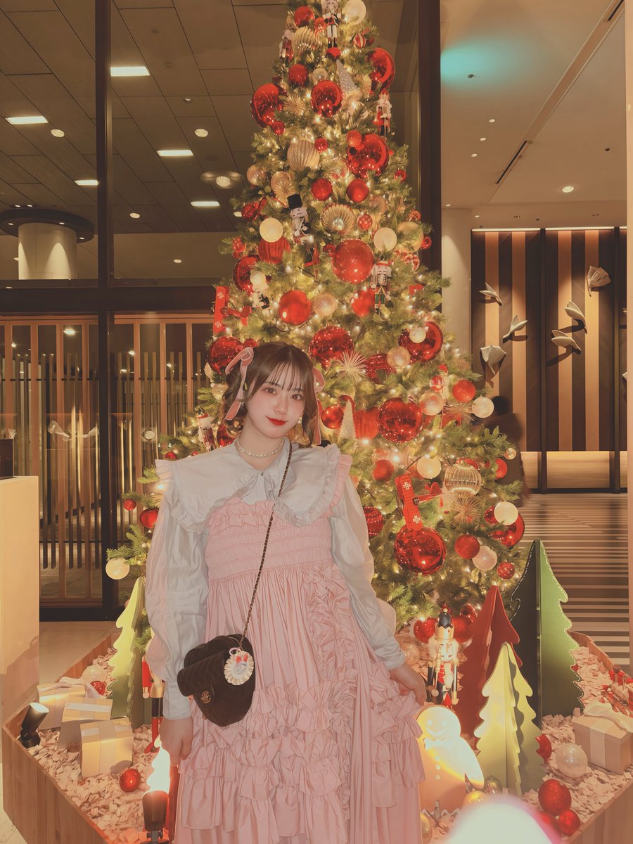 - ̗̀ 🤍🎄𝑀𝑒𝑟𝑟𝑦 𝐶ℎ𝑟𝑖𝑠𝑡𝑚𝑎𝑠🎄🤍  ̖́-