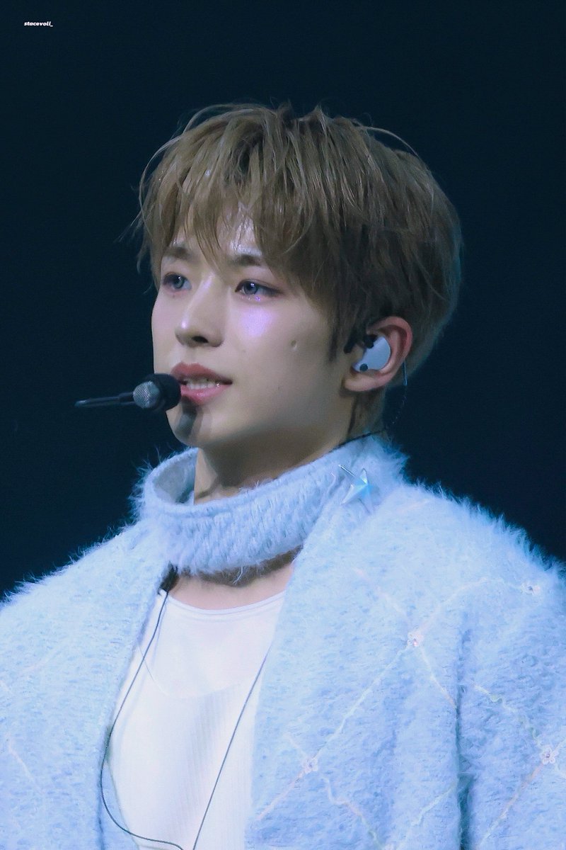 만영✮i tweet media