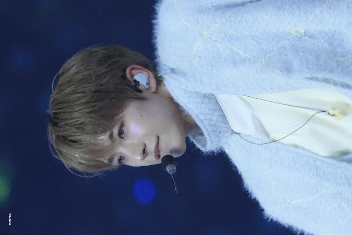 만영✮i tweet media