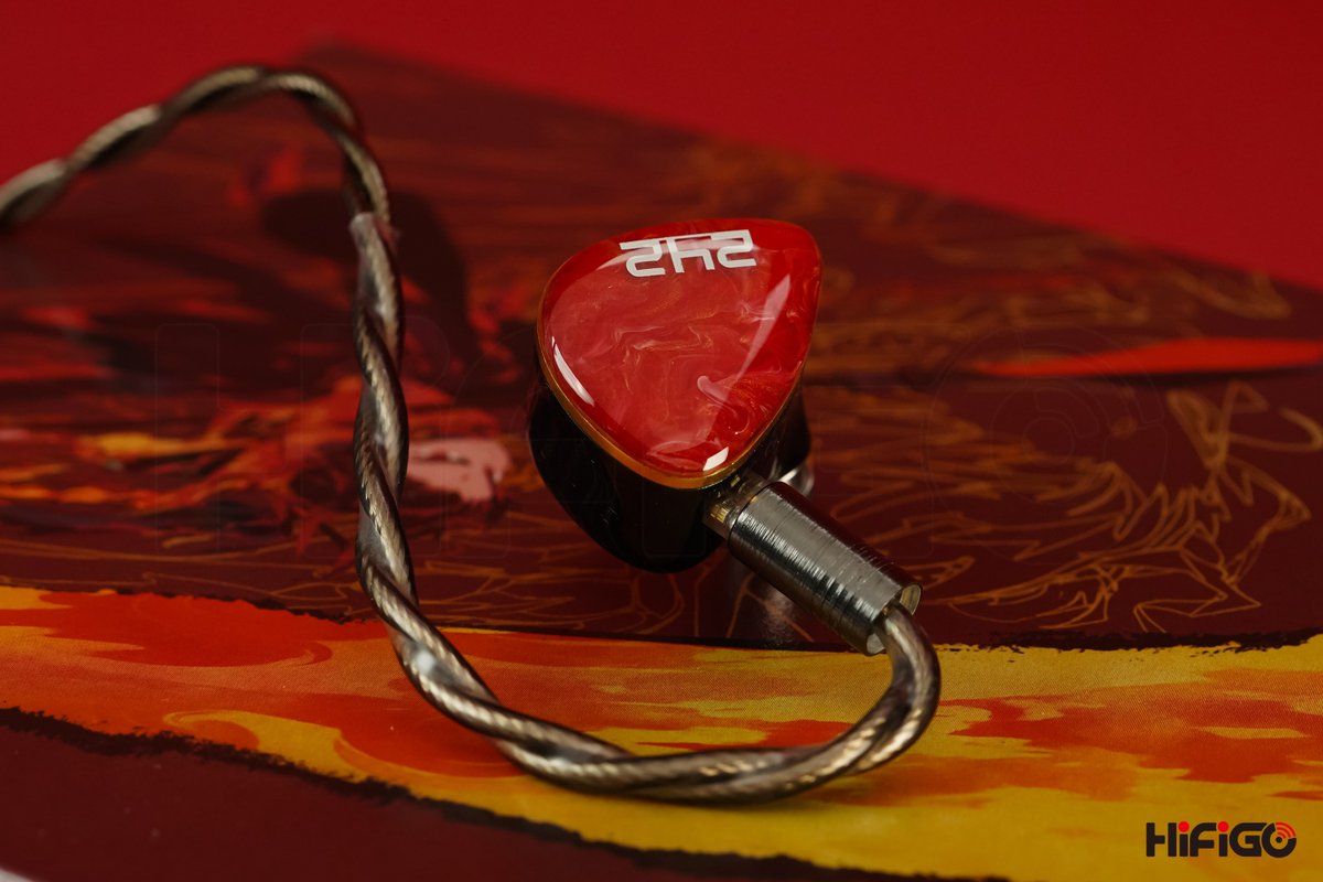 HiFiGoAudio's tweet photo. 🎄Ready to turn up the holiday heat‍?🔥
✨Bring warmth and sparkle to every holiday gathering with @DUNU_Headphone DN242!🎁❄
HiFiGo: https://t.co/wMFmJTggFT
AliExpress: https://t.co/brl7gDouBk
#DUNU #DN242 #ChristmasVibes #HotSound #HiFiGo #IEM #HiFi #Audio #xmasgift https://t.co/JsW0Eagwhh