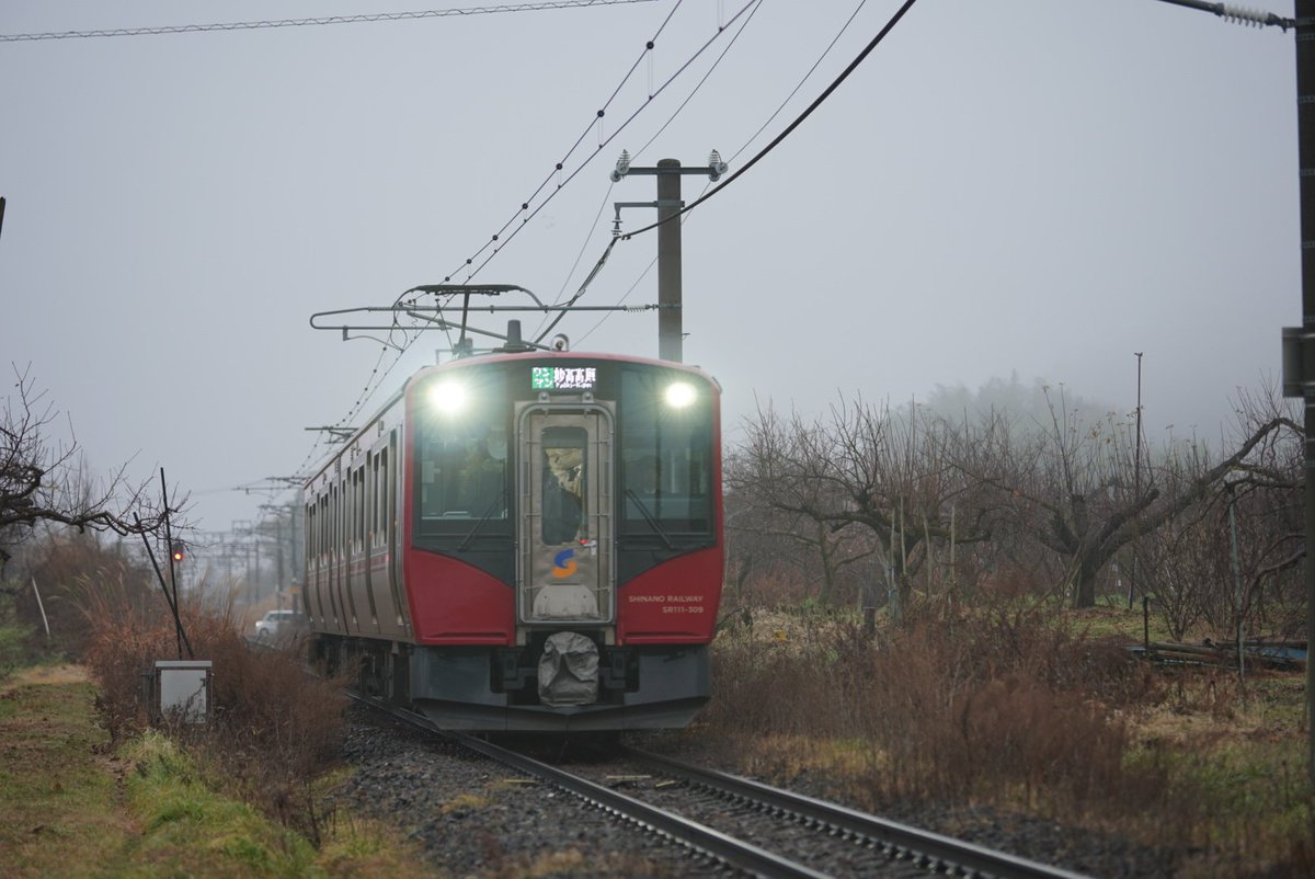 📷️ (12月25日) しなの鉄道・北しなの線 普通列車妙高高原行き 2両