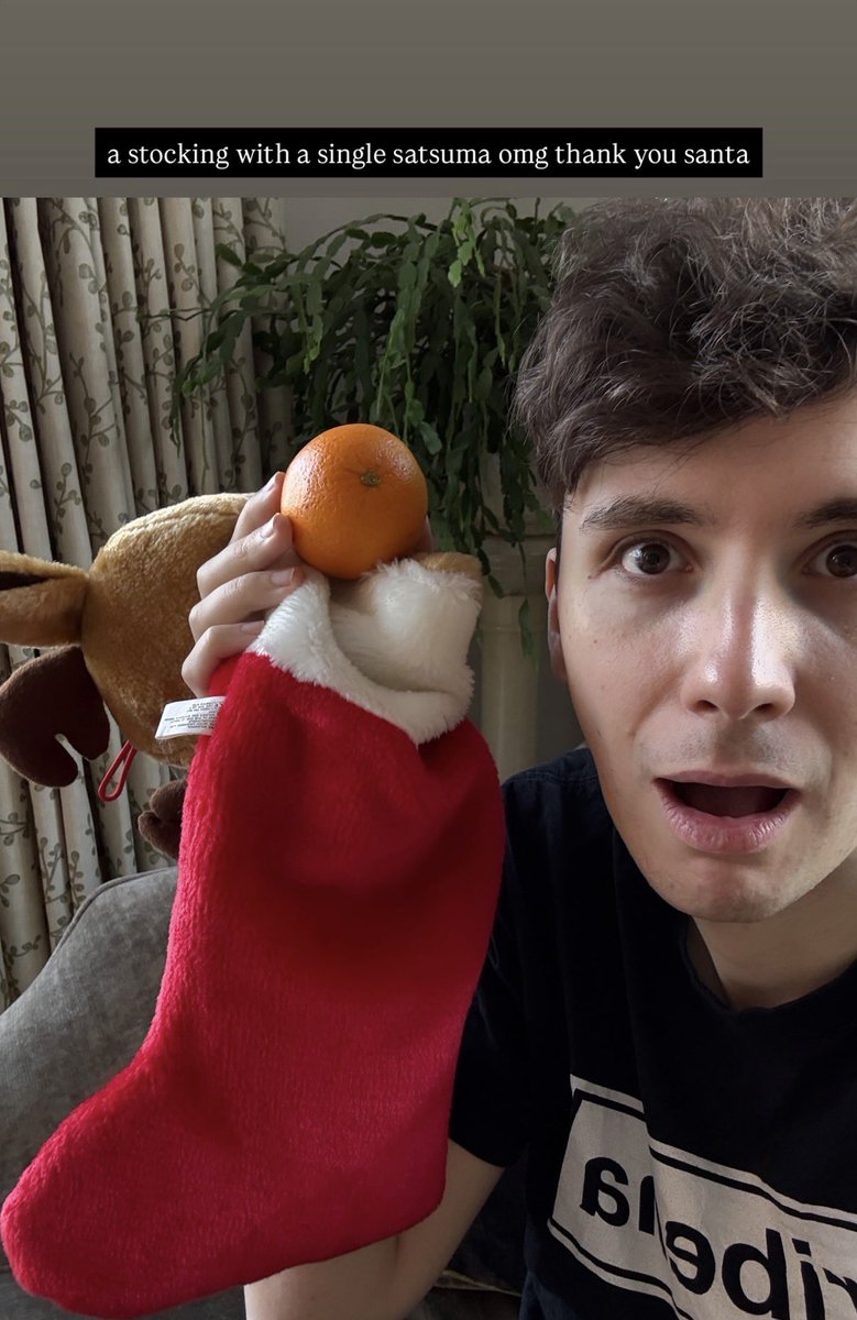 temerjty's tweet image. that man is a lester :(