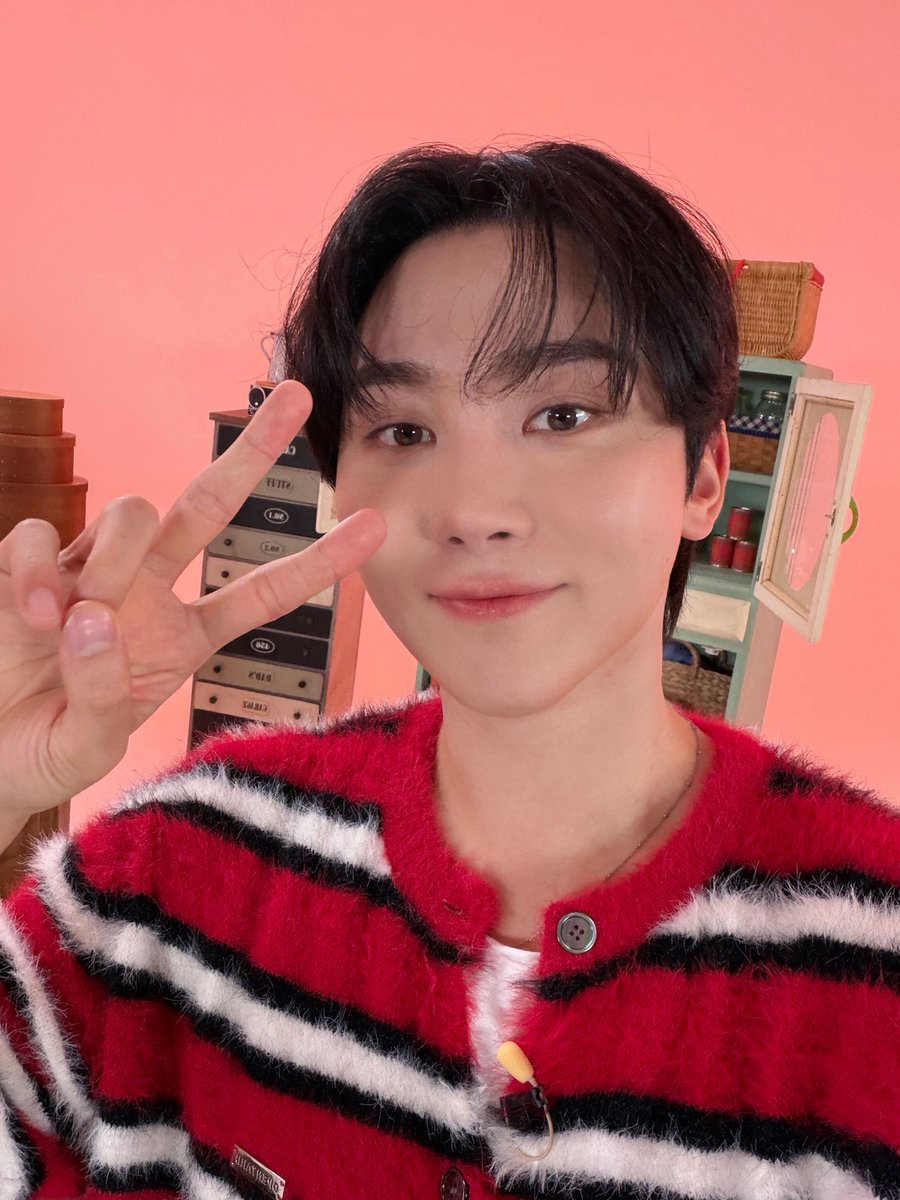 pledis_17's tweet image. [17'S 승관]
251225 #부승관의비비디바비디부

#SEUNGKWAN #승관
#SEVENTEEN #세븐틴