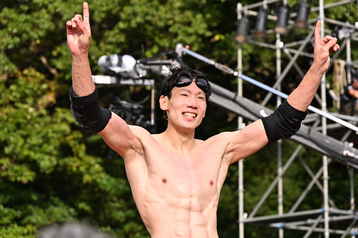 SASUKE2025 放送中🎅 ＼ 怪物銀行員 #宮岡良丞 🏦 SASUKEに全てを