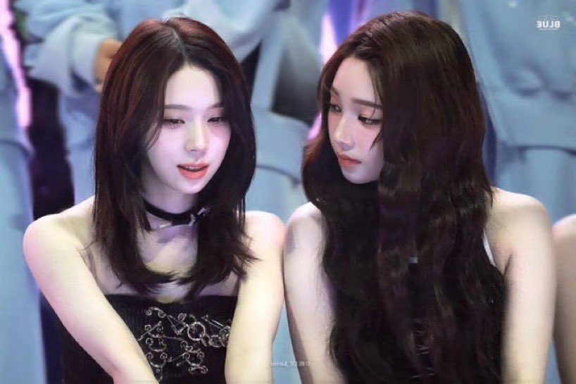MOON__ch19's tweet photo. 오늘 죽어도 여한이 없다.... https://t.co/fMu5Eej4Rw