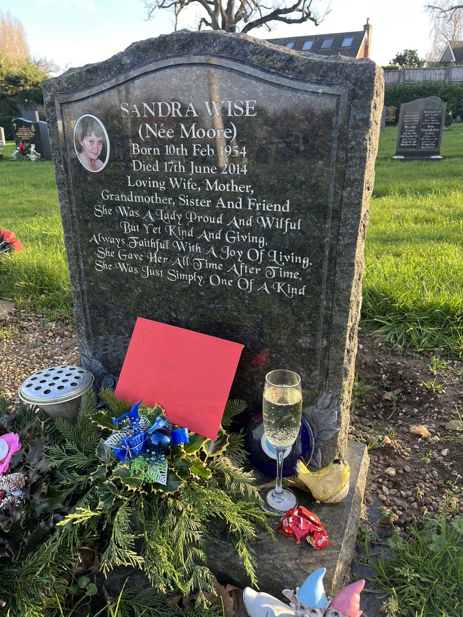 Ben Wise tweet media