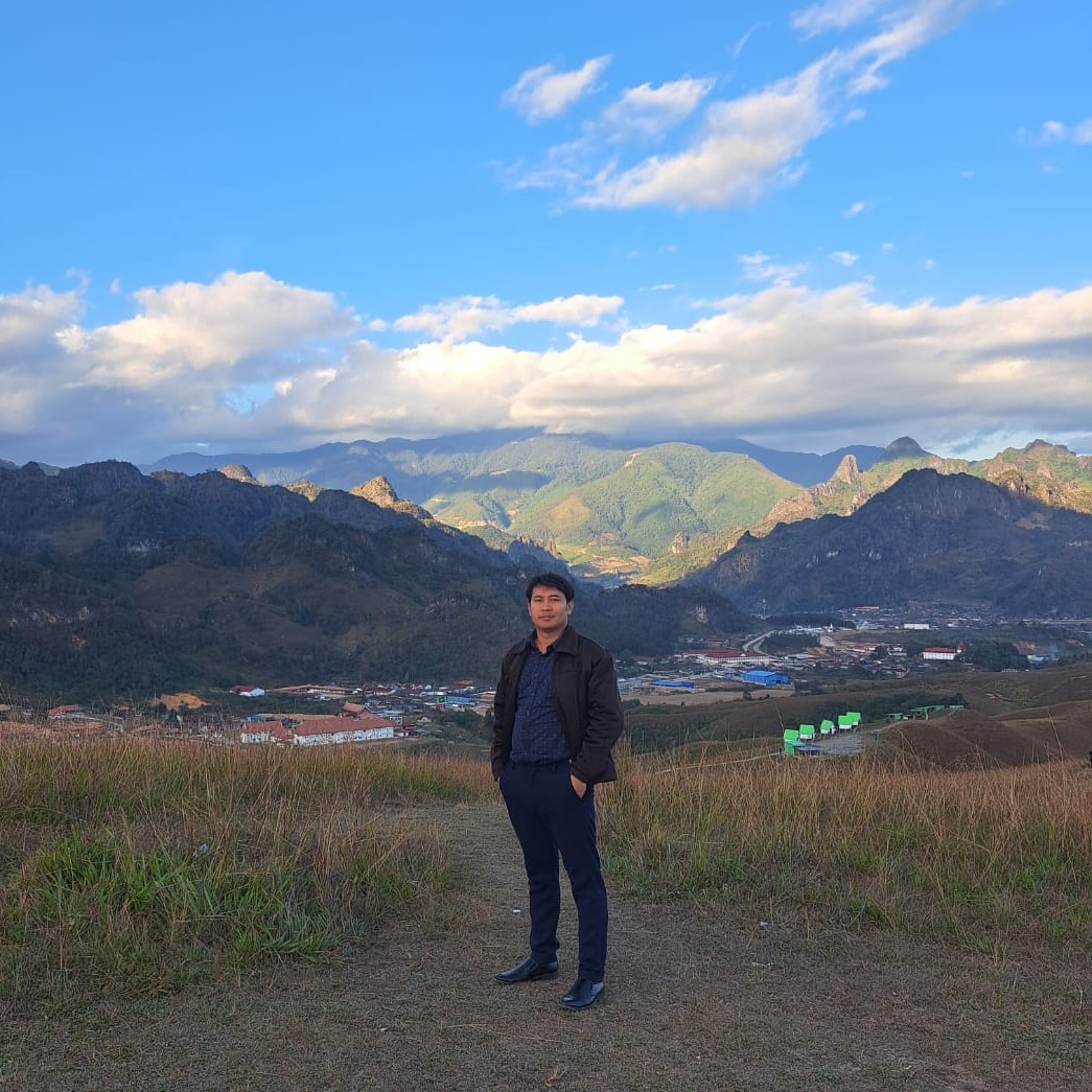 THEpeww's tweet photo. It was a wonderful time that I had the opportunity to visit Bald Mountain in Xaysomboun Province, in Anouvong City. It's a beautiful place where nature comes together in a truly magical way. #SoCaptivating 25 Dec 2025 https://t.co/ak4VTTKbvt