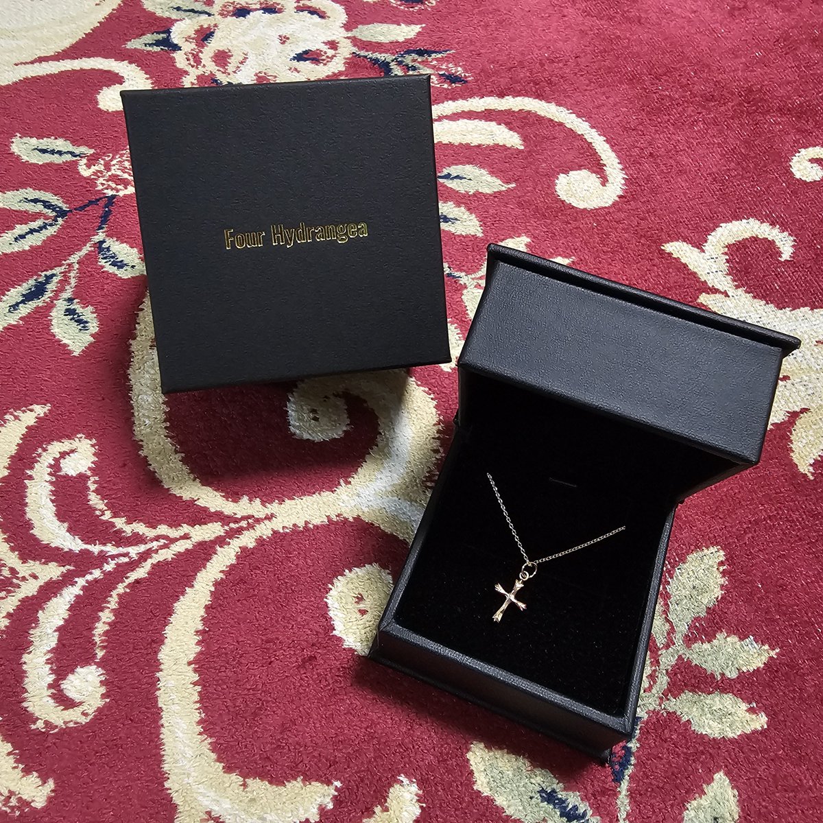 RIotan様❤️専用 Four Hydrangea Necklace「Amulet」 INORANさんの誕生日に発表され