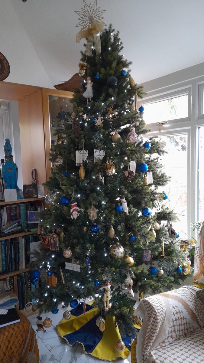 Karen Dennis tweet media