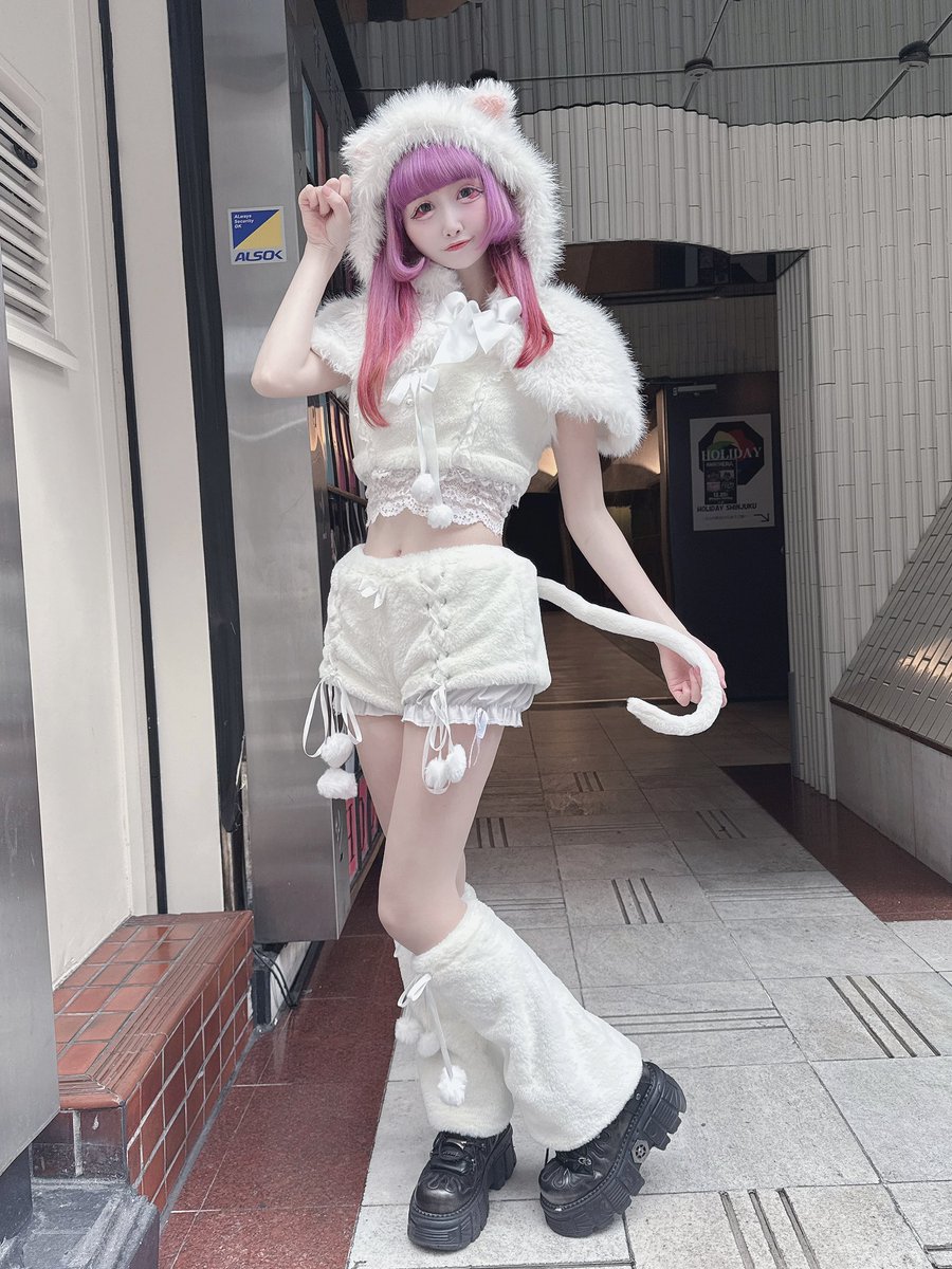 50銭 卯月です 年末年始の定番ノベルティ『開運干支®石けん（巳(み)）』数量限定にて