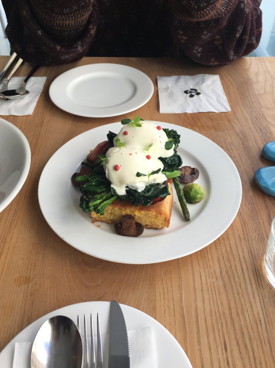 longwinter___'s tweet image. 메리 크리스마스 여러뿡 🎄🎅🏻🌟