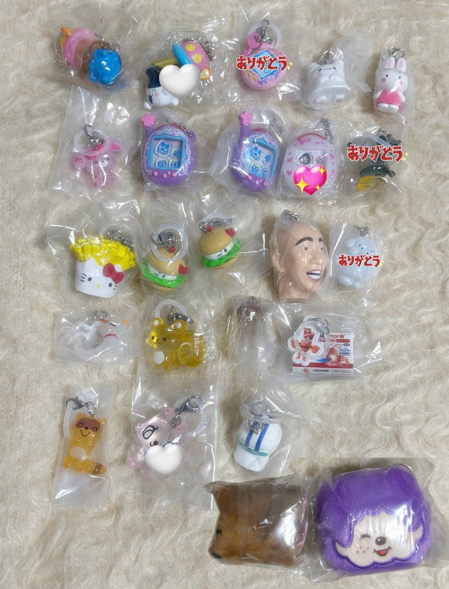sanchanmind's tweet photo. @HFzjfp1 お返事ありがとうございます！しろうさのめじるしアクセサリーとお借りした画像💖のものと追加で🤍のどちらかまたは両方、という内容になります。ご検討よろしくお願いいたします。 https://t.co/v4LQbgDlf1