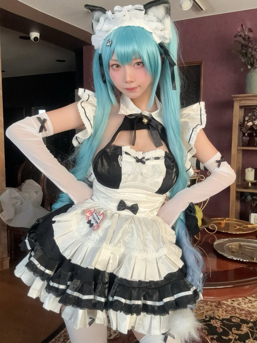 _104channn's tweet photo. 『ちゅ、注文はあちらでしてください！』

勝利の女神:NIKKE／プリバティ https://t.co/YxZ10C8gLH