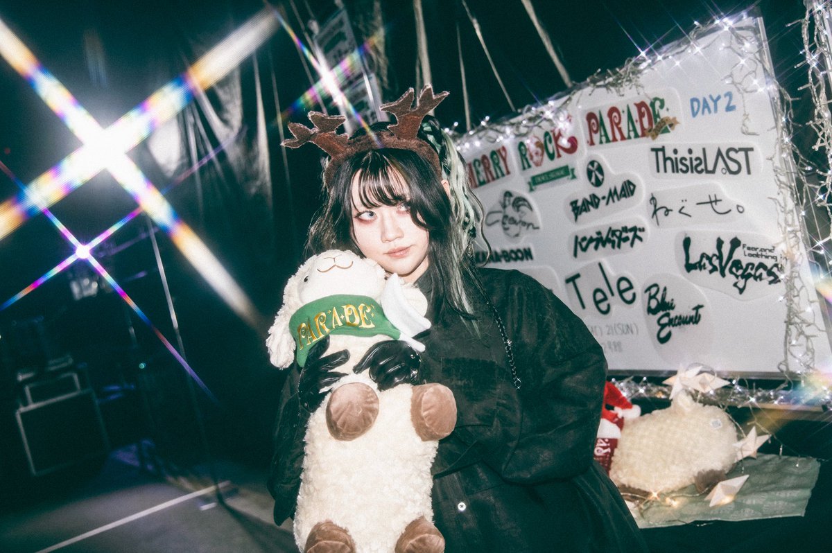 Chevon まゆT トリップver. XLサイズ 谷絹茉優 Tシャツ＆ラババン Chevon FC 限定グッズ まゆT（トリップver.）+ラババン - メルカリ