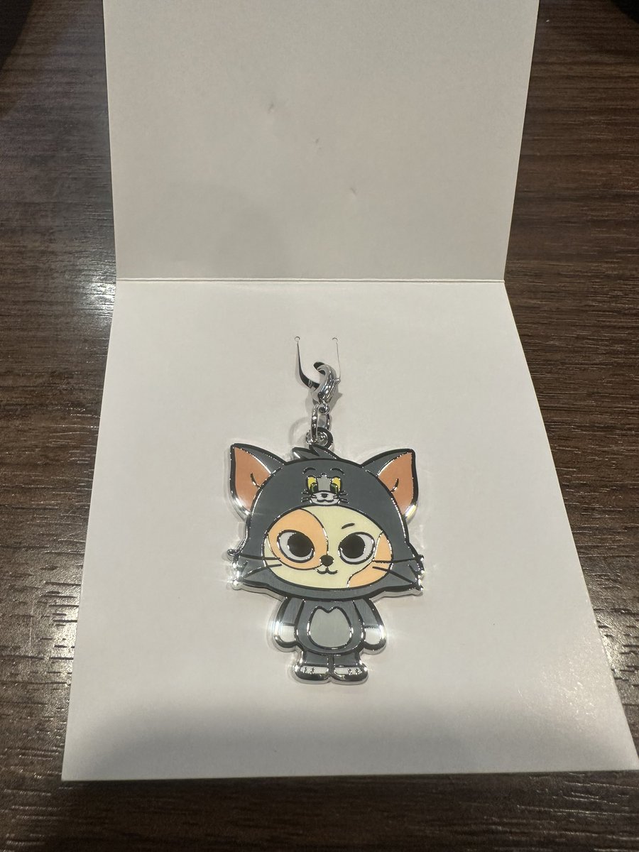 くにょん(･∞･´=) tweet media