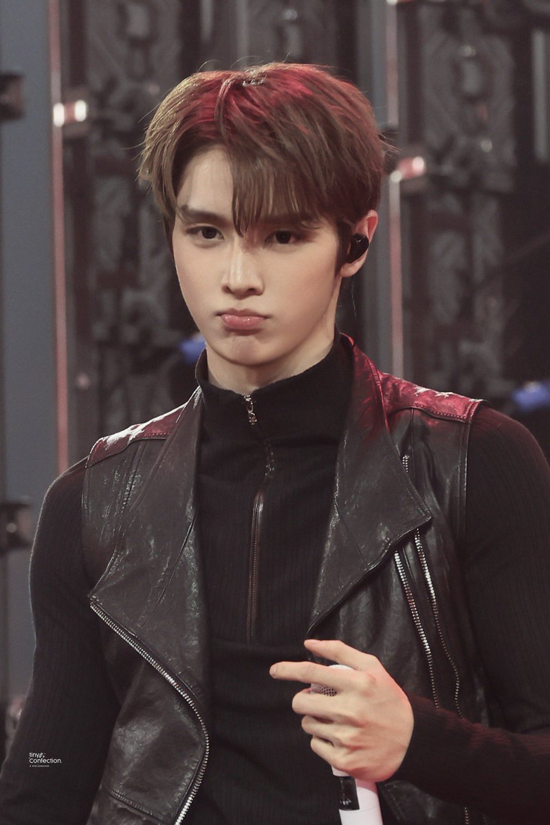 tebak jumlah gesper yang oppa pakai?