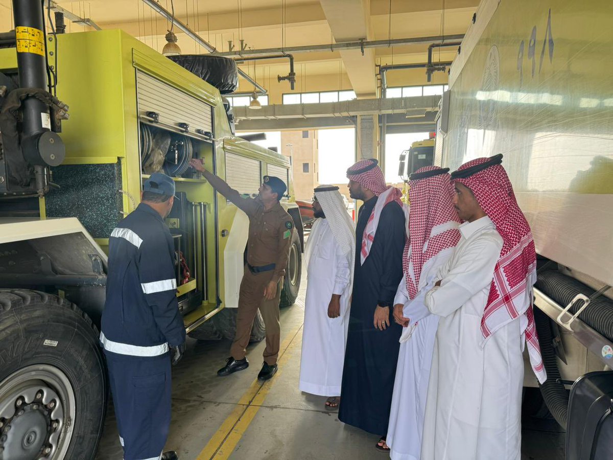 AFAGYOUTHAS's tweet image. تشرّفت جمعية آفاق الشبابية بزيارة مركز الدفاع المدني، واطّلعت خلال الزيارة على مهامهم وجهودهم الكبيرة في تعزيز السلامة والوقاية وحماية الأرواح والممتلكات.

نثمّن حسن الاستقبال والتعاون، ونسأل الله لهم التوفيق في خدمة الوطن والمجتمع.

#جمعية_آفاق_الشبابية
#الدفاع_المدني