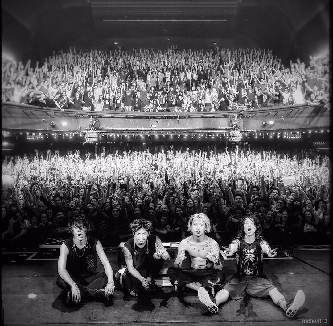 CharleneN_3's tweet photo. How I met them          Still with them https://t.co/0R6D1E3FAB