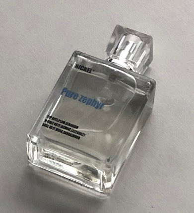 #RT이벤트 
#알티+#맘찍 >추첨 2명<

제가 진짜 향미새인데요.. 
비누향,샴푸향🛁🧼🚿 
 향수만 100병 넘게 있습니다.

그런 제가 도브비누향 같다는 향수들은 다 맡아봤는데, 얘가 찐 도브비누향😭 너무 좋아혀ㅕ

이 향수를 두분에게 사비로 선물하겠습!!💕