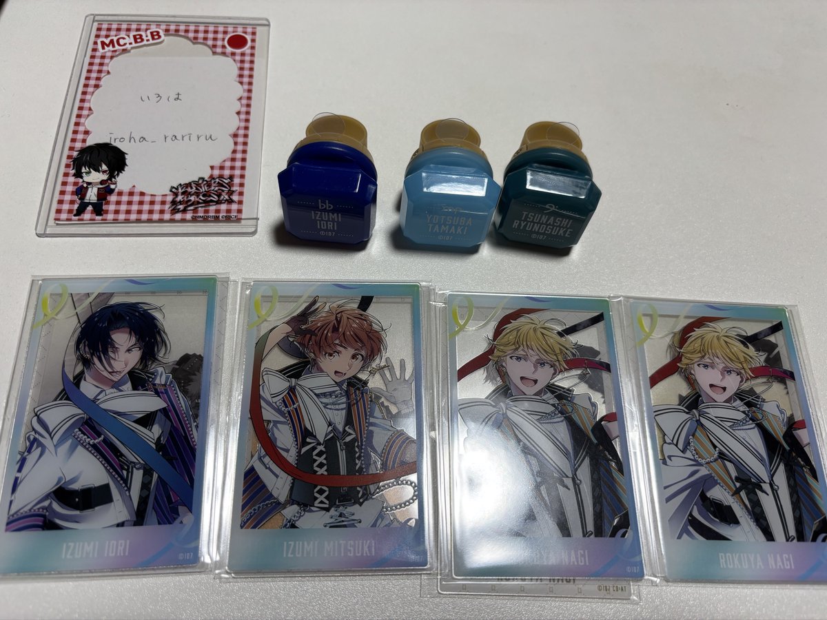 iroha_rariru's tweet photo. 交換
アイドリッシュセブン アイナナ リングライト リンライ 10th anniversary アクリルフォトカード

譲→ ★一織 三月 ★環 ナギ ★龍之介
求→ 楽 トウマ

無印のみ定価＋送料にて譲渡も可能
一織フォトカのみ悠との交換希望
※ŹOOĻコンプ目的です https://t.co/Jx80IHaZ8C