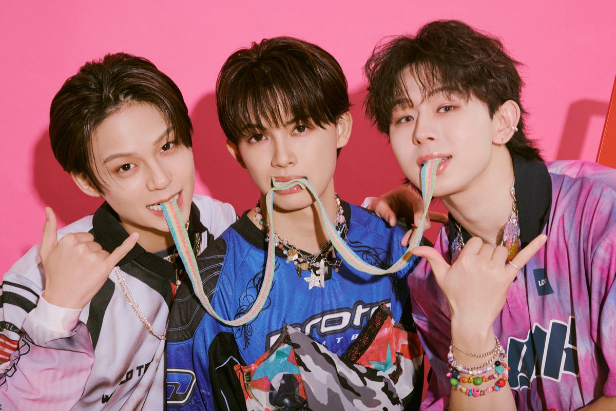 ＼Emo!音楽インタビュー／
ONE N' ONLY メジャー1stアルバム『#AMAZONIA』💜チェキプレも【エモ写真31枚】

〜より強くなったSWAGとの絆〜
「今年はSWAGにたくさん支えてもらった分、来年はたくさん恩返しをする年にしたい」
🔗emomiu.jp/news/249934/

<a href="/onenonly_tokyo/">ONE N' ONLY / ワンエンオンリー</a>
#ワンエン #ONENONLY #Emomiu