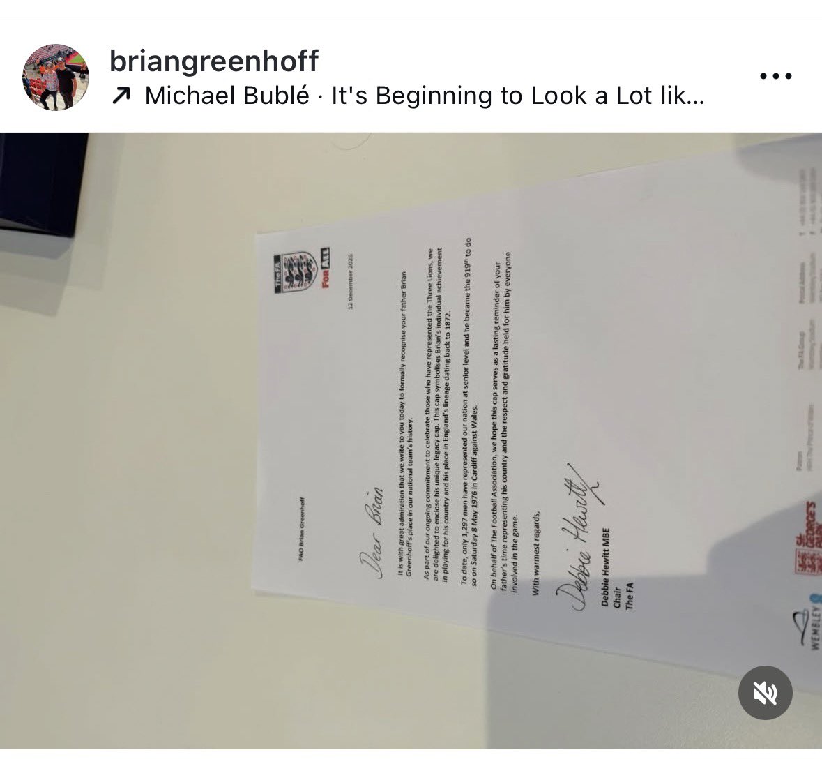 So happy for <a href="/hoffgreen/">Brian Greenhoff</a> sons &amp; grandchildren to see this. Fully deserved. He was a truly great man. We miss him so much.