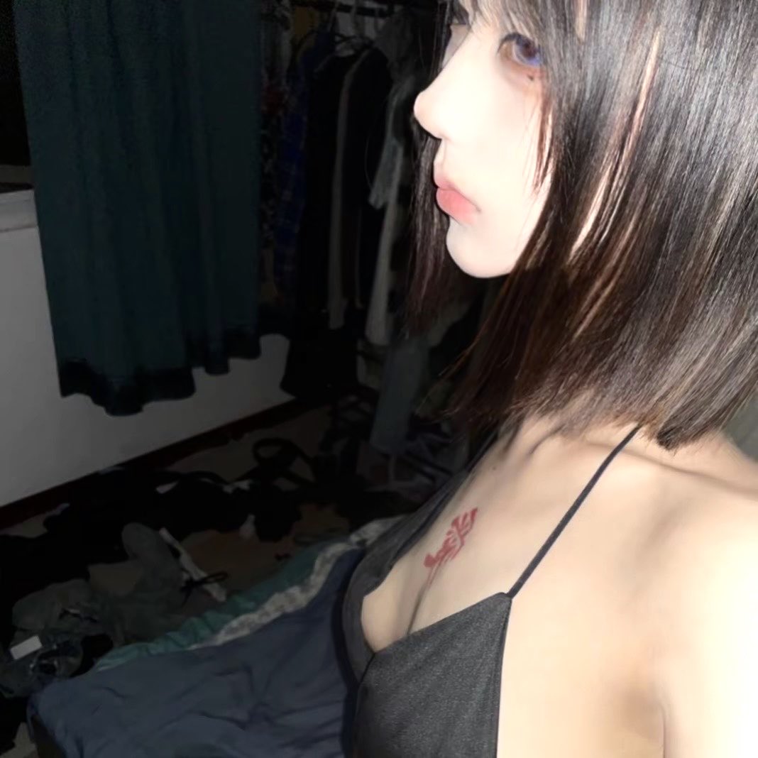 闺蜜还没有推特号 我先来替她发吧 179 117 喷泉母狗 可验证！ #门槛 #门槛哥 #门槛姐 #金主爸爸  #爸爸活 #门槛妹 #女高中生 #陪聊 #包养 #妈妈活 #ATM打钱奴  #金主