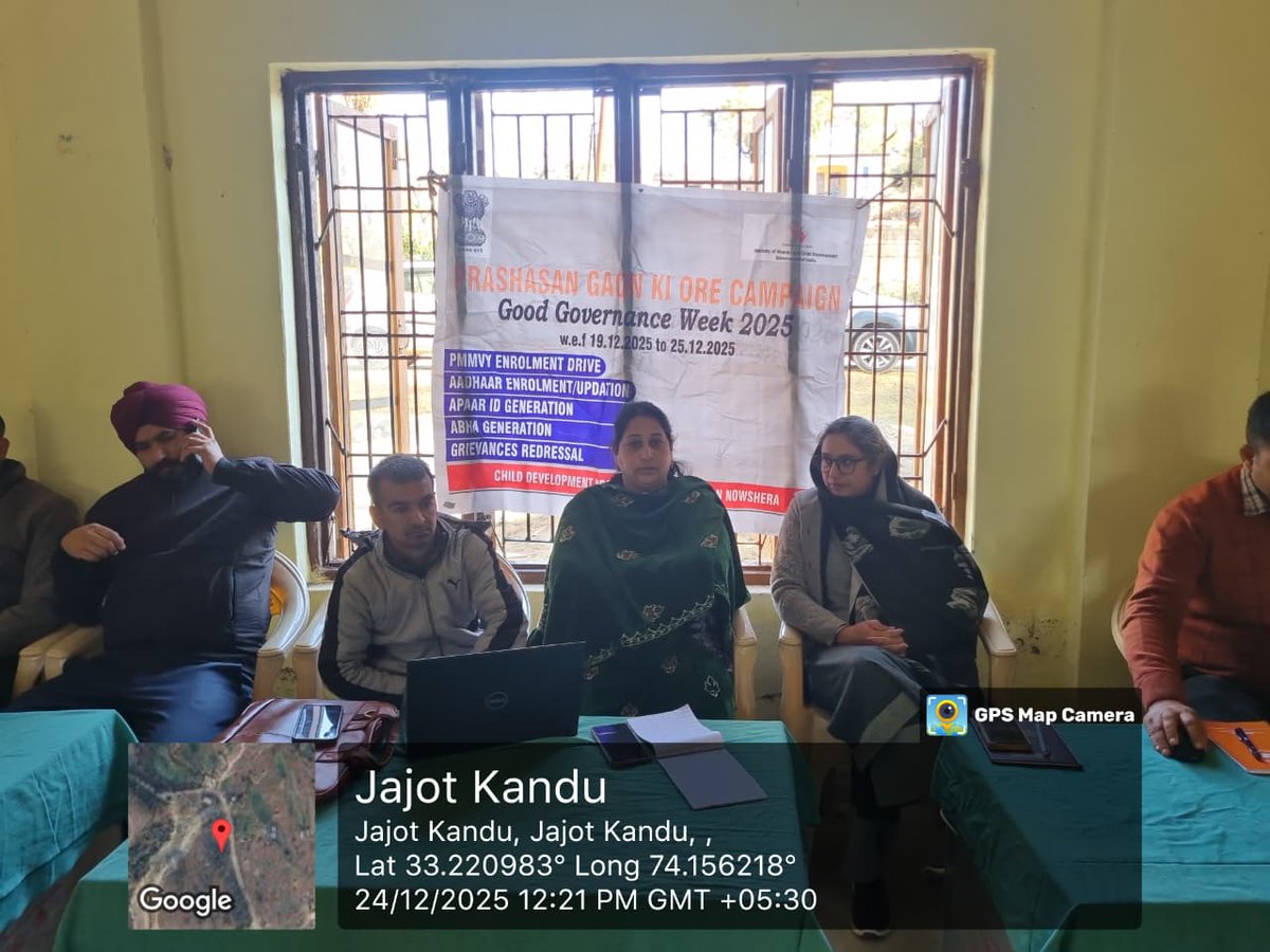 DioRajouri's tweet image. A special camp under the Prashasan Gaon ki Ore campaign was held near #LOC, Block Qila Darhal, ensuring doorstep delivery of government services &amp;amp; effective grievance redressal for the public.
#PrashasanGaonKiOre #Rajouri

@PMOIndia @DARPG_GoI @DrJitendraSingh @Abhi1shrma @diprjk