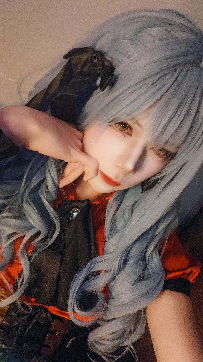 KobatoMB's tweet image. 很酷 不说话