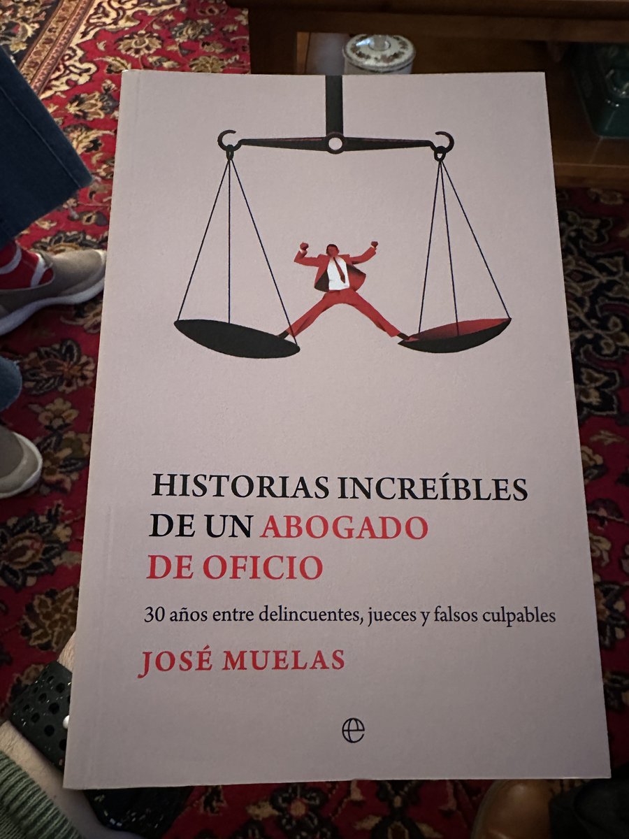 suker778's tweet photo. Hoy la navidad me dejó este regalo bajo la chimenea. 

Historias y anécdotas del que fue un referente de la abogacía, gran profesional y amigo en las redes. https://t.co/WLGjB5Oe8b