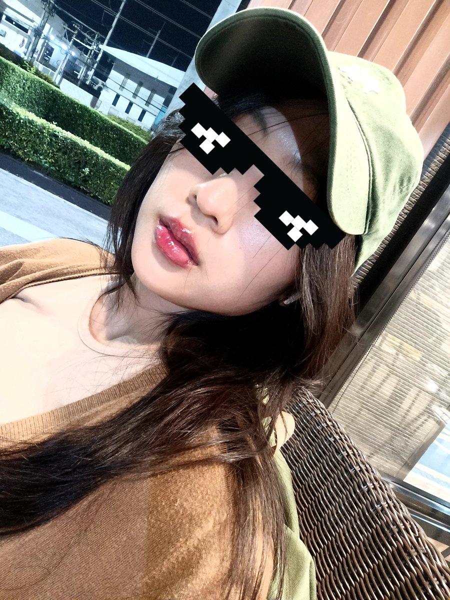 zanog282828's tweet photo. นี่คือผิวหน้าของคนที่ทานมา 1 ปี 5555
แล้วคนชอบทักเรื่องผิวฉันบ่อยมาก https://t.co/XkIsj1EKWd
