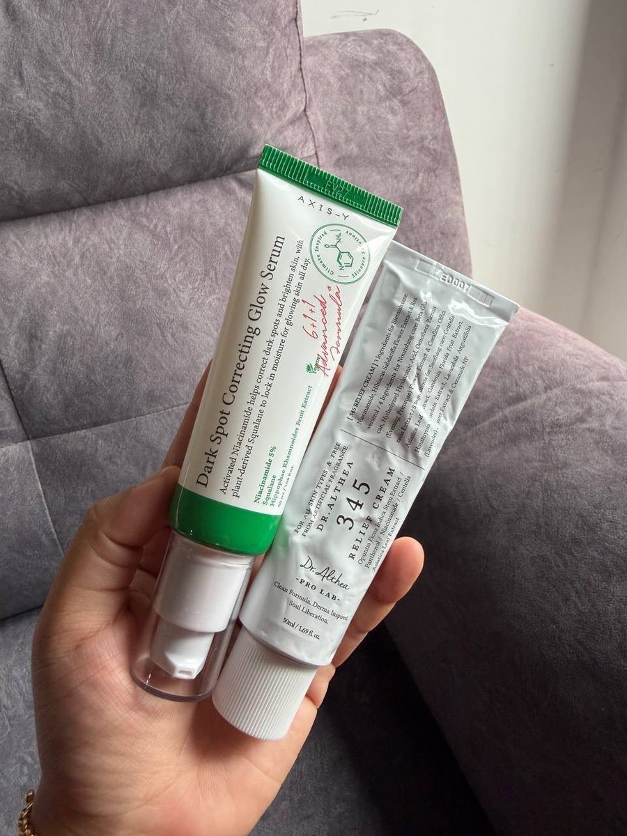 QueenTelekungSK's tweet photo. BAKAL PENGANTIN KENA TAKE NOTE 🎀✨ bookmark!!!!

Nivea tin biru + glycolic acid = tiak makin cerah
Probiotic + cranberry juice = vaginal health &amp; instant glowing skin 
Axis Y + 345 cream = flawless from breakout
Astaxanthin + milk thistle = muka cerah, jerawat susah naik https://t.co/bj82qrRUmg