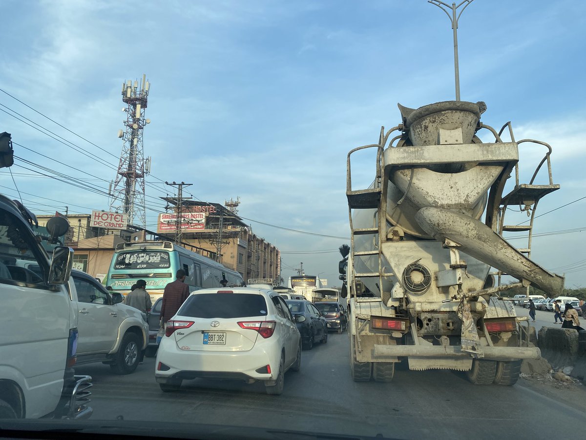 AsadAToor's tweet photo. 🚨🚨
CTO @HamzahHumayun have you felt ashamed of how under your leadership #Islamabad traffic police turning into puppet of VIPs and made traffic of federal capital and residents inter city movement miserable? From last 30 minutes stuck over Faizabqd bridge and it’s a daily routine of traffic jam or blocked by your police for VIP movements.. We will not forget what role your traffic police played in protecting judge Asif’s murderer son.. You are a disgrace to your uniform and one of the most incompetent PSP officer posted in Islamabad in recent years.. Shame on you SHAME ON YOU!