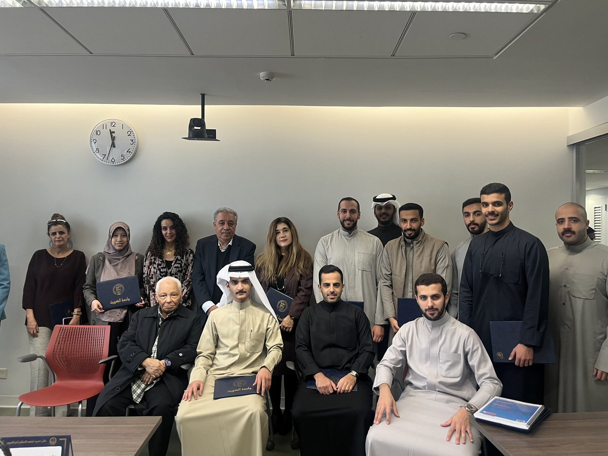 كلية الآداب - جامعة الكويت tweet media