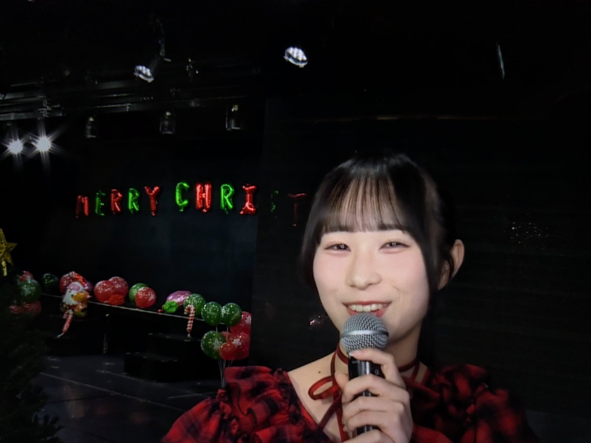 なーちゃん なーちゃん- ̗̀ 🤍🎄𝑀𝑒𝑟𝑟𝑦 𝐶ℎ𝑟𝑖𝑠𝑡𝑚𝑎𝑠🎄🤍 ̖́-