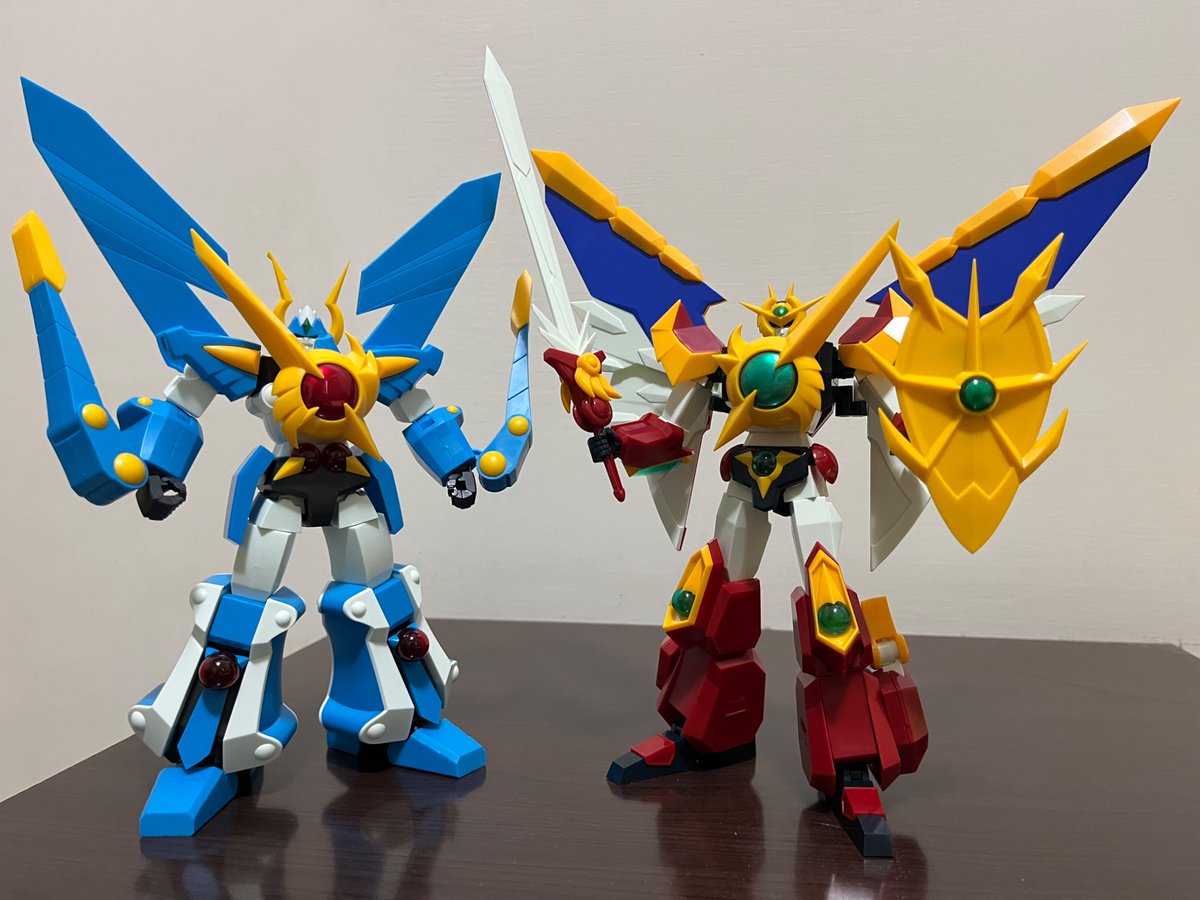 sr00200's tweet photo. moderoid 大龍王

#modeoid

作為全宇宙唯一一款完全勝利的模型，其實滿足感還不錯，最大的不滿就是大合體都跟壽屋一樣做成替換方式了，就不能再多給一套龍尾跟胸部零件來確保大龍王的一體性？反而是為了省模具多開重覆的兩色龍頭零件，真的是意義不明 https://t.co/sHZ4O6fhVX