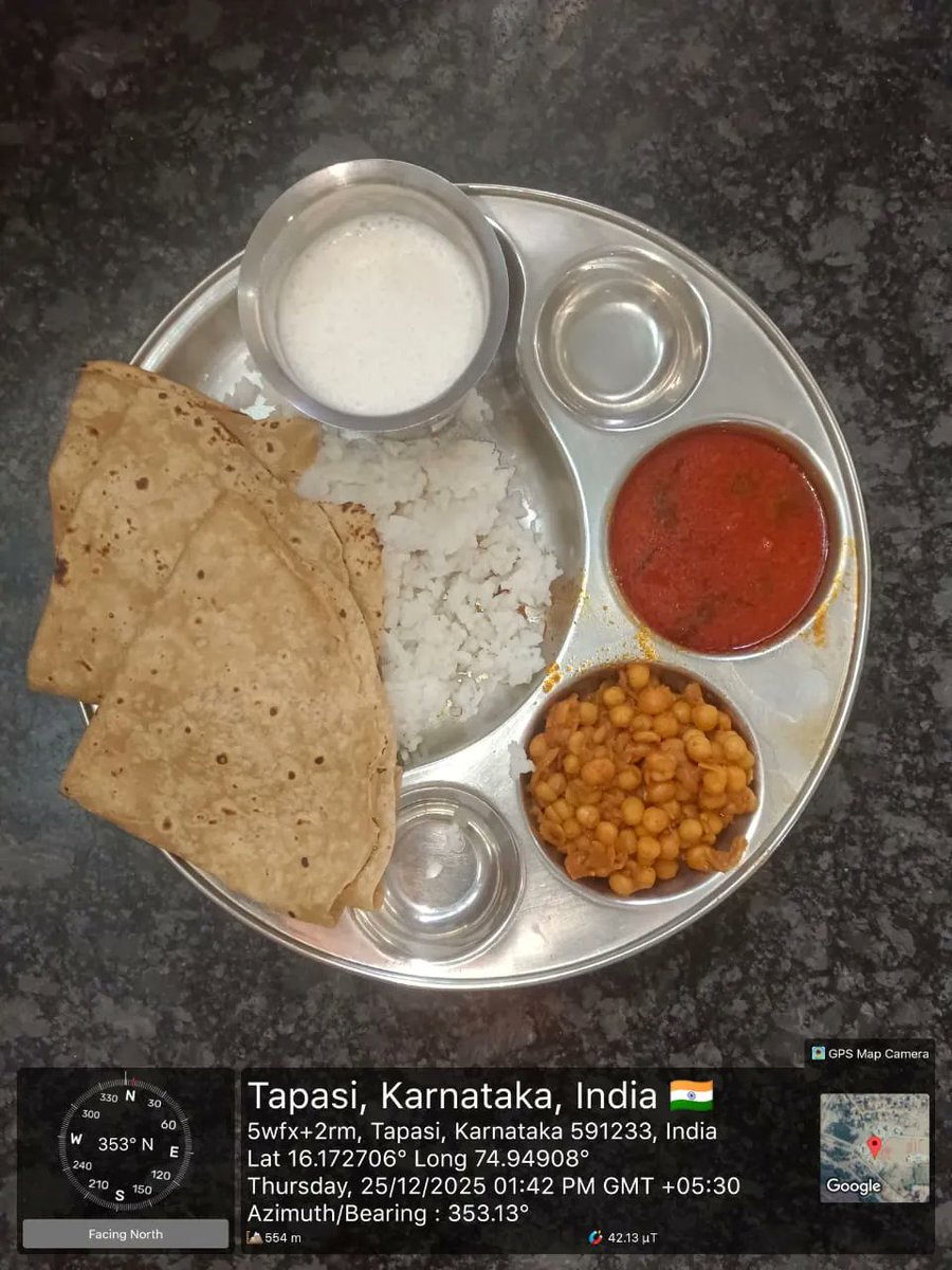 AbvrsT's tweet photo. ಮಧ್ಯಾಹ್ನ ಊಟ #SocialAudit_SWDMeals #SocialWelfare_Karnataka https://t.co/WbvKwr9Rek