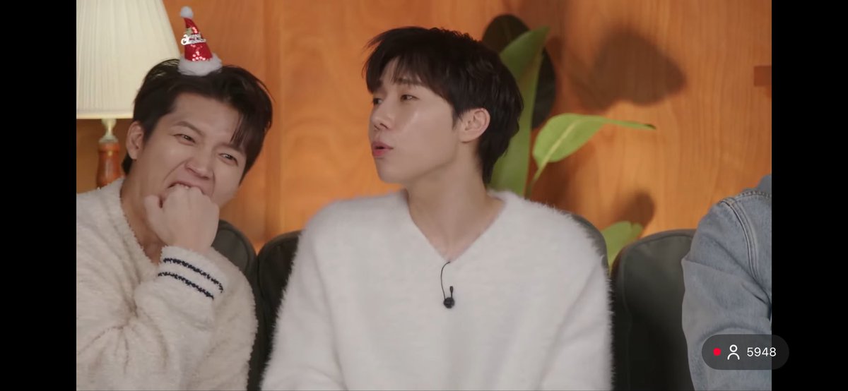 아코✌🏻✌🏻 tweet media