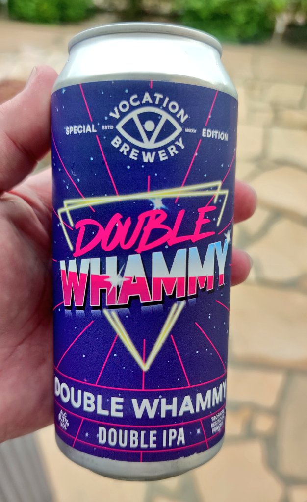 Last Christmas, I gave you my heart
But the very next day, you gave it away
This year, to save me from tears
I'll give it to someone special