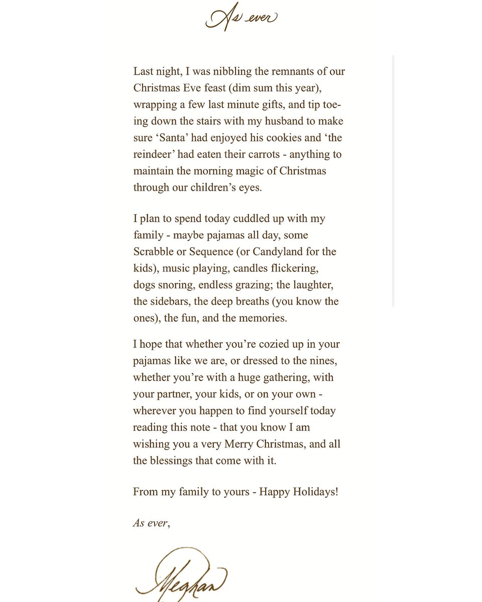 Le__Katerina's tweet photo. A Christmas message from Meghan, Duchess of Sussex 🎄 

The Sussex family are celebrating holidays in a very cozy atmosphere 💖 https://t.co/t8XvsOf7jV