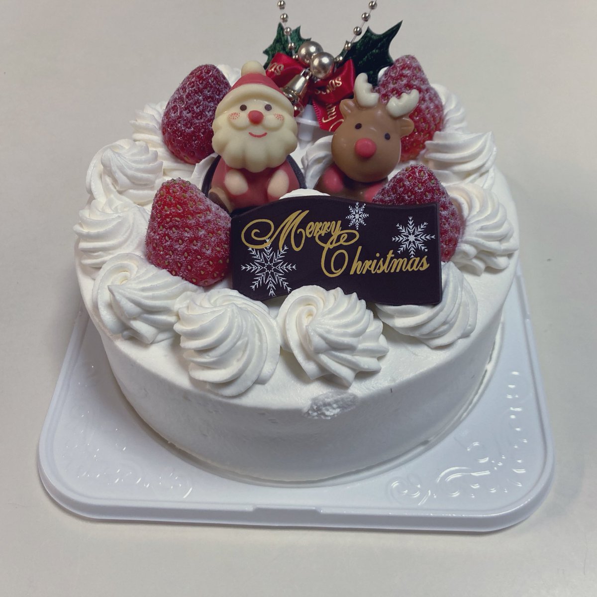 pooonpoko's tweet photo. めりくり！
あとは年越すだけ
繁忙期なんとか乗り越えるぜぇ https://t.co/9wJ8LW6Bw9